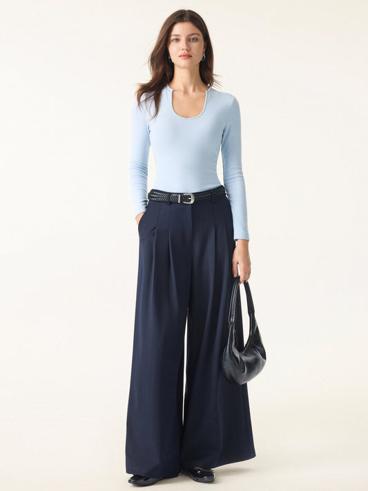 Mid Rise Wide Leg Trousers with Pockets